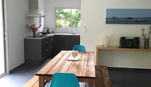 Contemporary house, 3 Bedrooms, bright, quiet, Bassin Arcachon, air-conditioned