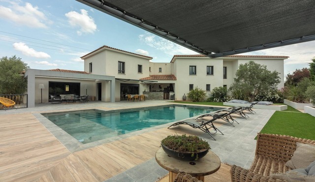 Contemporary house between Aix en Provence and Marseille