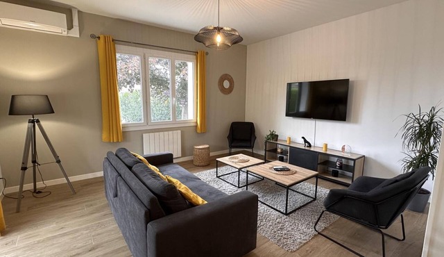 Contemporary house with garden in quiet area, near village center