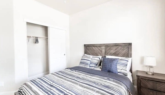 Contemporary house in a great location.