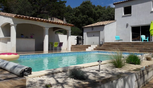 Contemporary house quissac