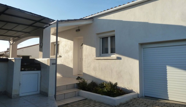 Contemporary house with pool