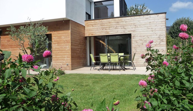 Contemporary house with sauna 10 kms from the sea: le jardin aux oiseaux