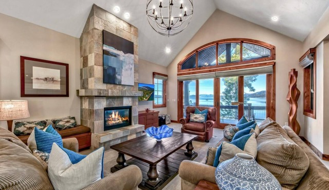 Contemporary Lakefront w/Hot tub, Gym, Fireplace | SS2