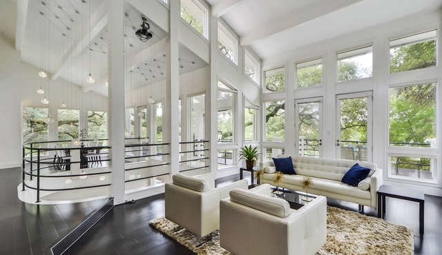 Contemporary Lake Austin Estate Minutes from Downtown - Privately Gated