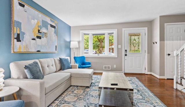 Contemporary | Lux | Pad & Patio