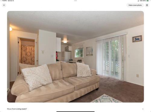 Contemporary Marine 2bed 1bath apartment in Kent