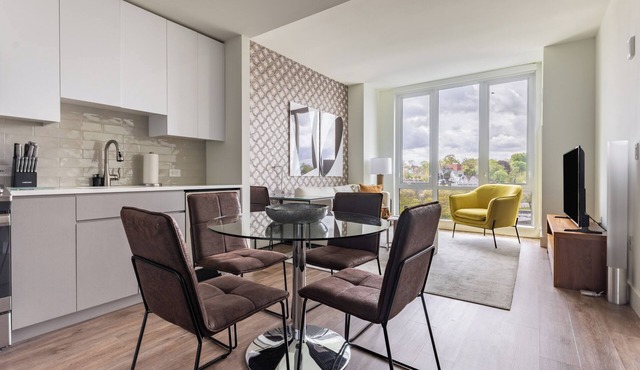 Contemporary One Bedroom in Downtown White Plains