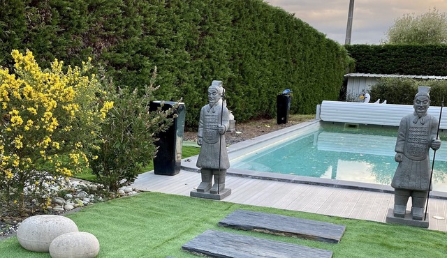 Contemporary pool spa villa BORDEAUX