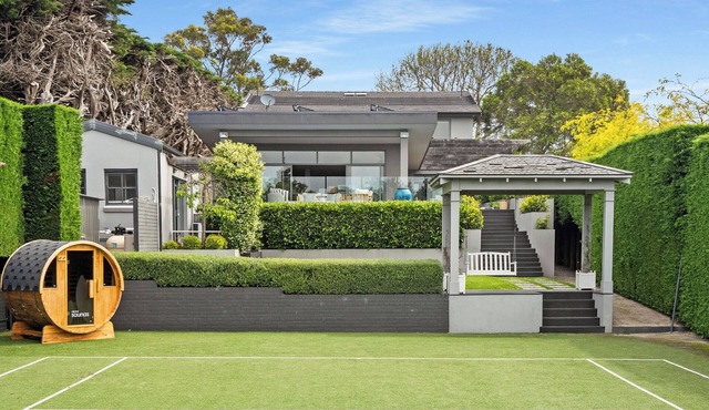 Contemporary Resort Elegance