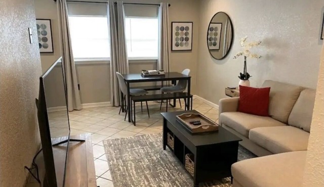 Contemporary Stay in Pasadena