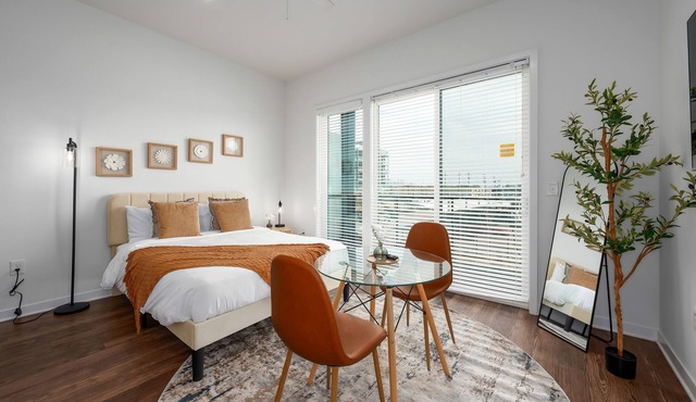 Contemporary Studio in DT BHAM! l Private Balcony