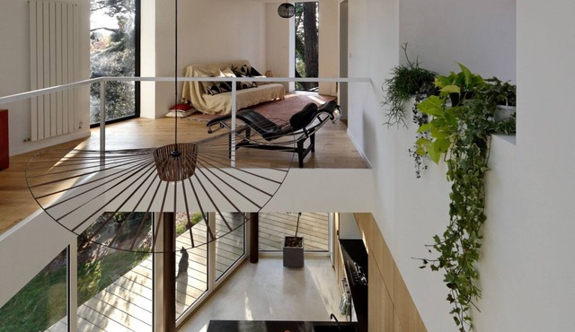 Contemporary tree house, 5 minutes from the beach