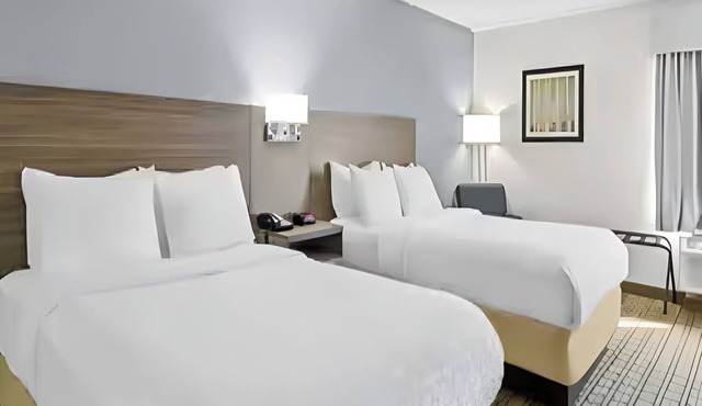 Contemporary Comfort with Free Breakfast Near Shopping Center