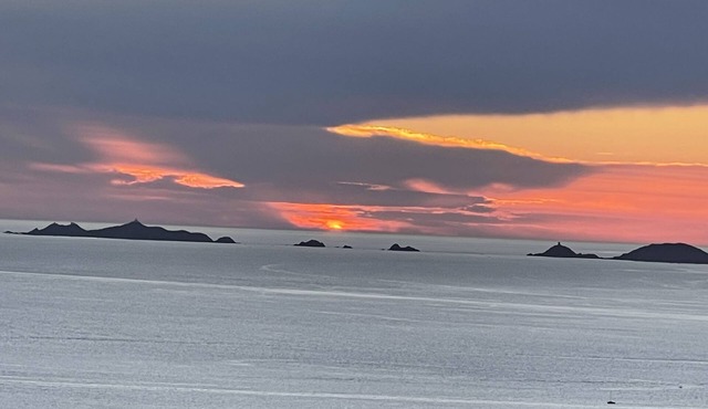 Contemporary villa, exceptional sea view Gulf of Ajaccio,