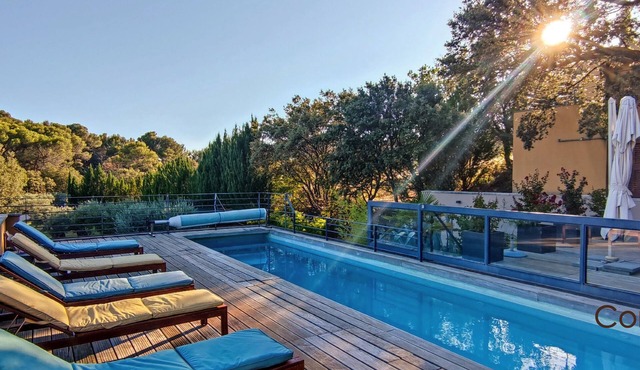 Contemporary villa in Le Barroux overlooking Mont Ventoux