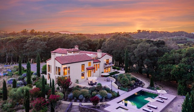 Contemporary Villa in the Napa Valley
