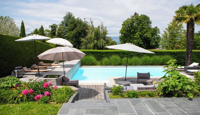 Contemporary villa with private pool and private pontoon By Feelluxuryholidays