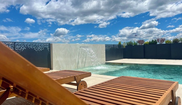 Contemporary villa with unobstructed view