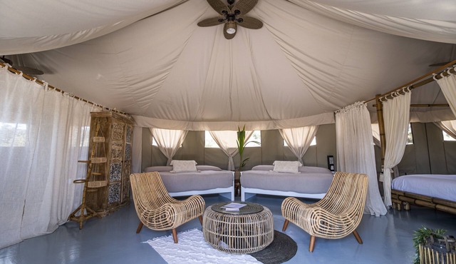 Continental Tent | El Toril Glamping Experience