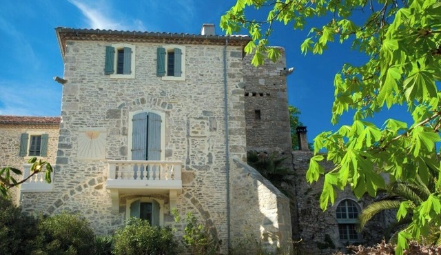 Continuation of du Passage and de Cardaillac at Château de Paulignan