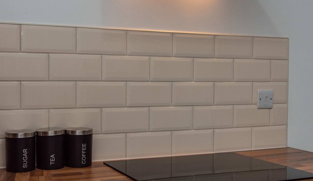 Contractor Room Kitchen Central Spot