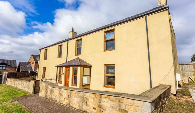 Contractor's Dream-5/6Beds-CCTV-VAT Registered