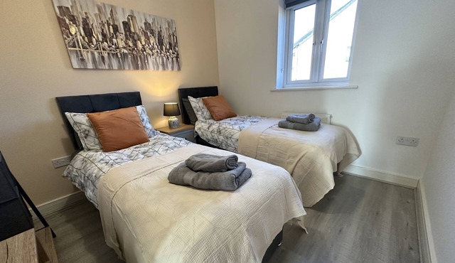 Contractors | Relocators | Free Parking | MK