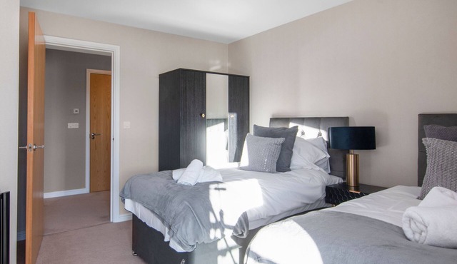 Convenience and comfort, all wrapped into our 2-Bedroom Hatfield gem!