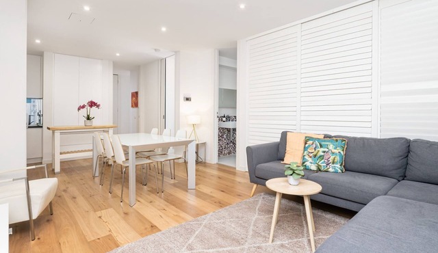 Convenience and Comfort in Carnegie