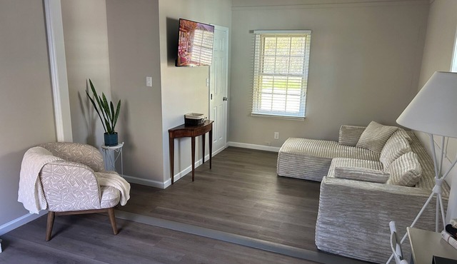 Convenient 2BR -1.5 bath near Lee University, Chattanooga airport, Ocoee River