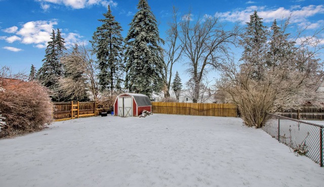 Convenient 3-bedroom house with AC, WiFi in peaceful Bowmansville