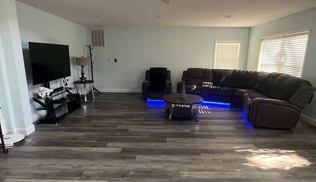 Convenient 35 minutes from Rock City, Ruby Falls, Incline Railway and much more.