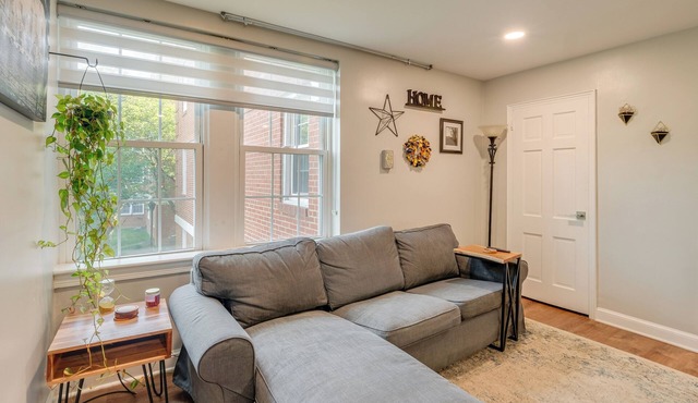 Convenient Arlington Condo ~ 4 Mi to National Mall