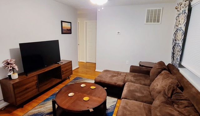 Convenient & Comfortable - Walkable to UK Campus, near Downtown, Keeneland, Rupp