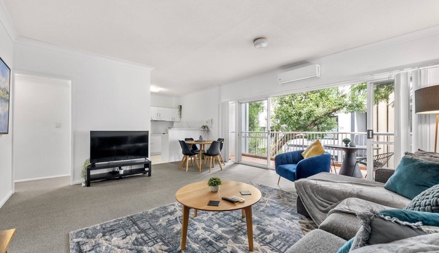 Convenient & Comfy! ~ 2Bed, 2Bath, 2Car, Balcony