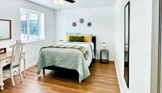 Convenient & Cozy | Free Laundry, Wi-Fi, & Parking