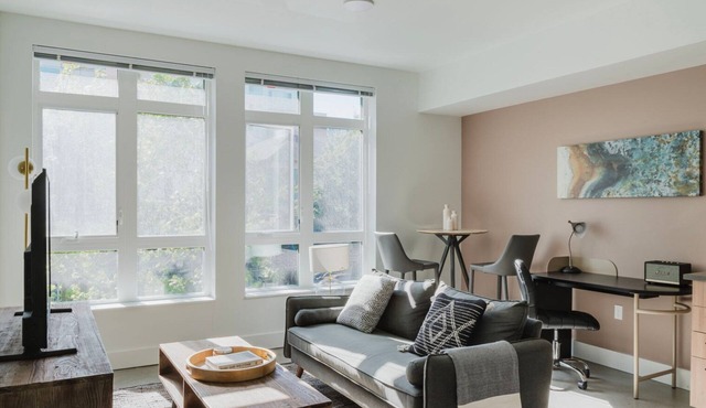 Convenient First Hill Jr 1BR w/Fitness Center & W/D, by Blueground