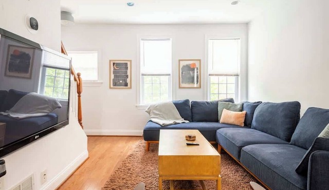 Convenient home in Little Italy w/off street PK