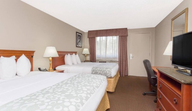 Convenient Location! 2 Comfortable Units, Near Old St Augustine Village