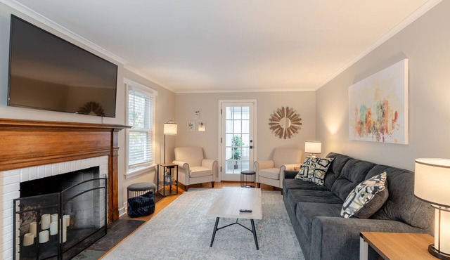 Convenient Location in a Quiet Neighborhood