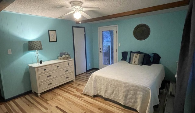 Convenient location! located next to Shell Landing boat ramp Reedville Va