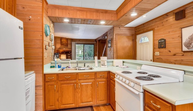 Convenient location meets affordable pricing at Pendletonheim 1B.