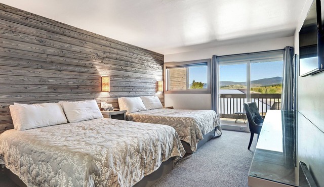Convenient Location | Elk Horn Lodge 204