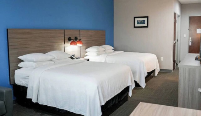 Convenient Room w/Free Parking | Lydia Ann Lighthouse - 2 miles away