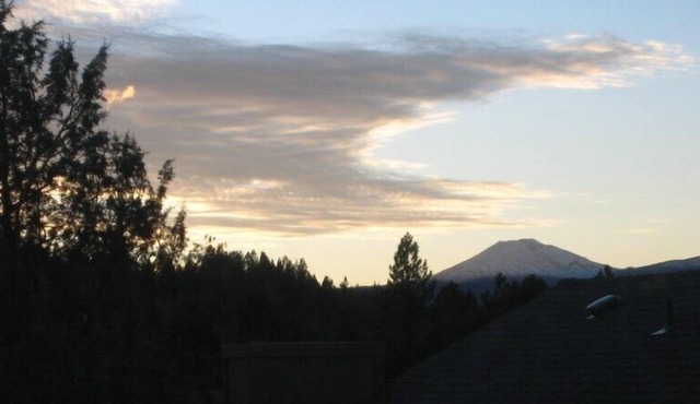 Convenient Southwest Bend, 5BR/3BA Home Near Old Mill District