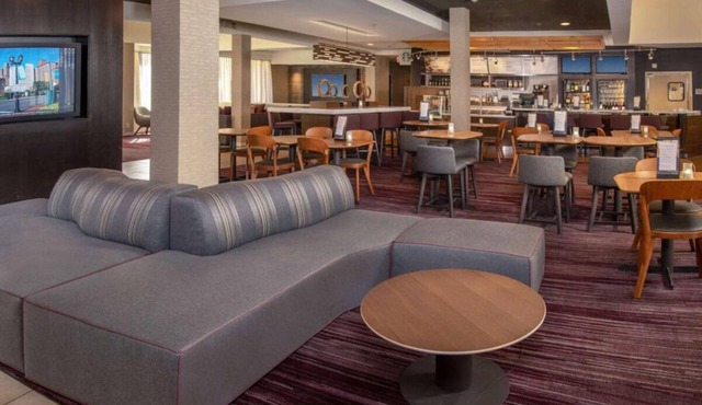 Convenient Stay in Delaware! Free Parking, Pool, Pets Allowed