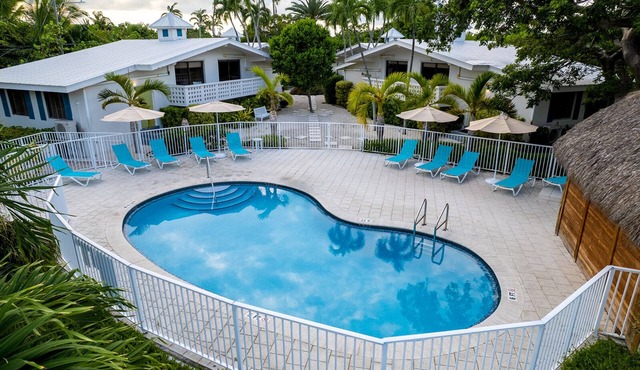 Convenient Stay in Florida! Free Parking, Free Breakfast, Pool, Pets Allowed
