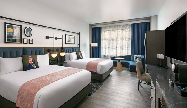 Convenient Stay in Washington DC! Spacious Room with View, Pet-friendly!