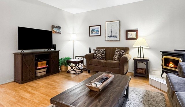 Convenient Townhome Near Downtown McCall